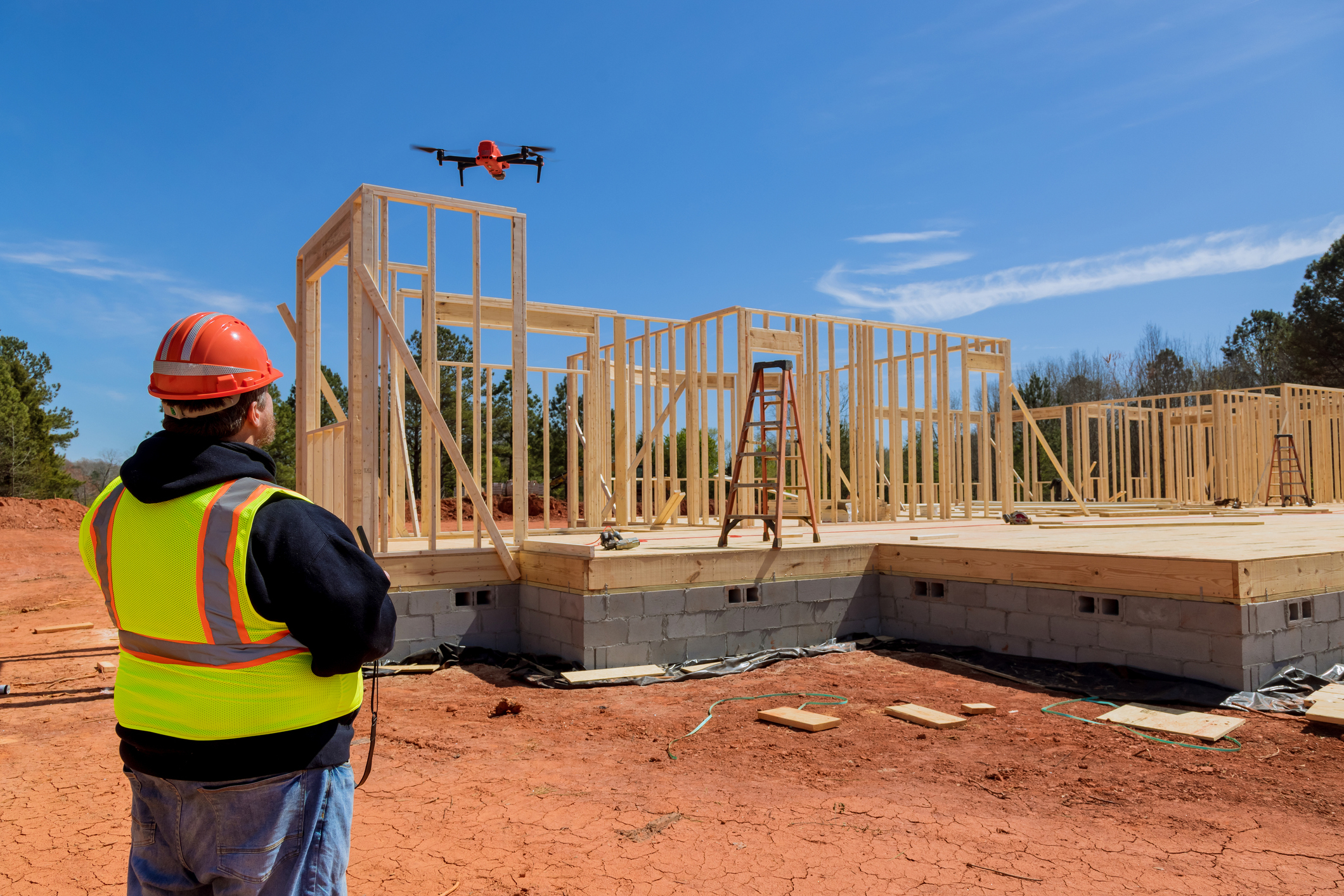 Drones na construção civil: como auxiliam no monitoramento de obras